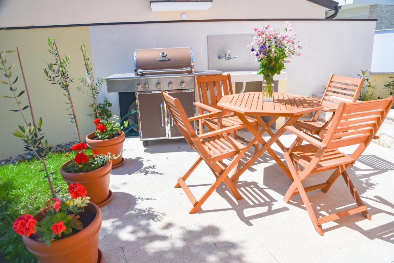 Holiday Home - Istrian Dream With Swimming Pool Peroj Exterior foto