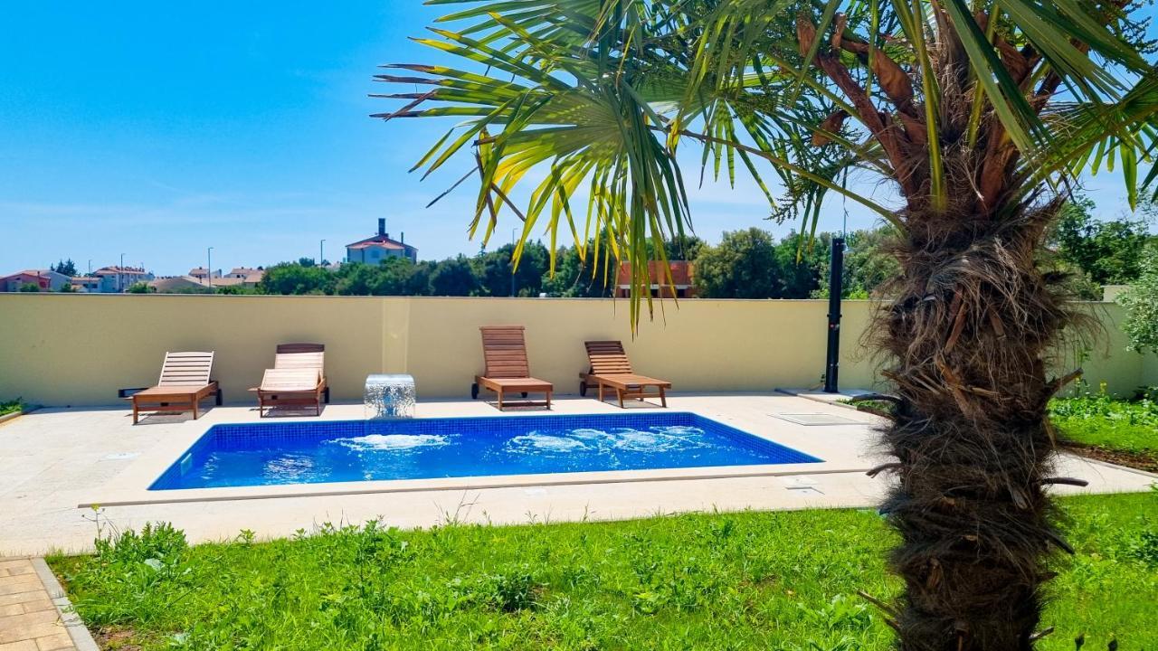 Holiday Home - Istrian Dream With Swimming Pool Peroj Exterior foto